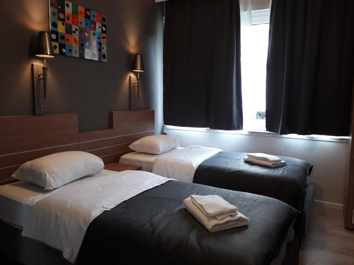 Hotel Auberge Van Strombeek Jette Exterior foto