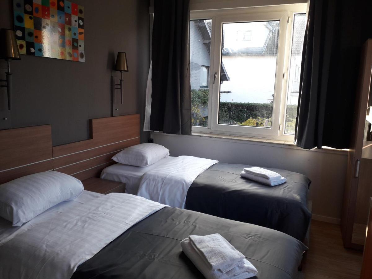 Hotel Auberge Van Strombeek Jette Exterior foto
